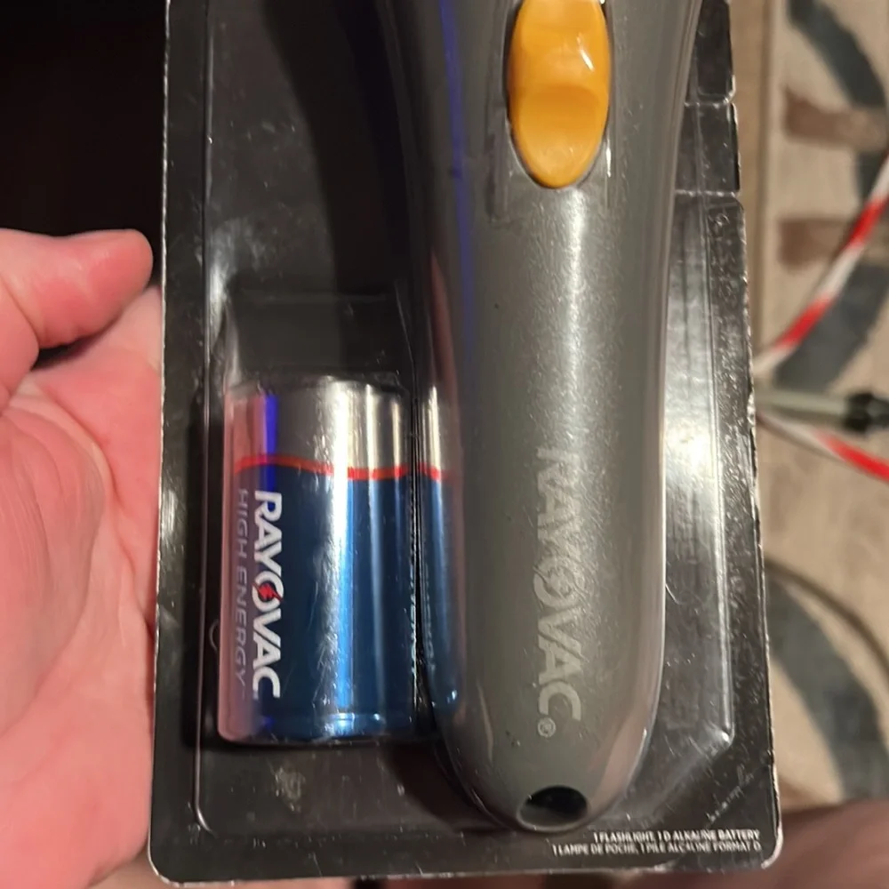 Ray-O-Vac LED flashlight New in package BEH1D-BA